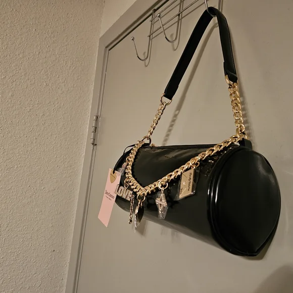 Juicy Couture Exclusive Liquorice Love Comes Softly Shoulder Bag! - Picture 3 of 9
